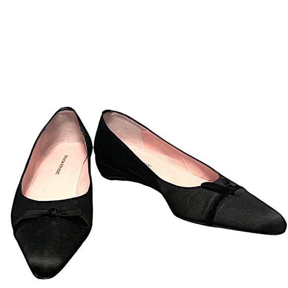 Banana Republic Satin Pointed Toe Flats with Velvet Bow Detail Black Size 6.5 - Picture 1 of 9